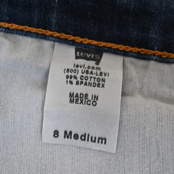 Levi's Women's 8 Medium Vintage 505 Straight Leg Jean - Picture 10 of 11